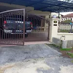 A Tambun Homestay